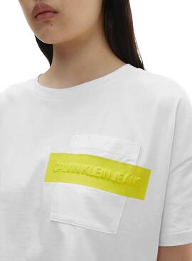 T-Shirt Calvin Klein Hero Logo Crop Blanc