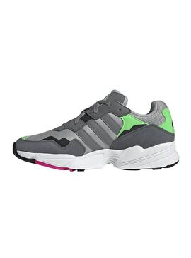 Baskets Adidas Yung Chasm Gris pour Homme