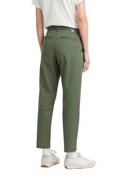 Pantalon Levis Chino Vert pour Femme