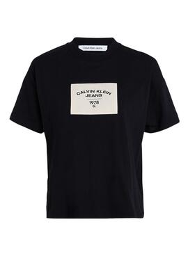 T-Shirt Calvin Klein Patch Noire pour Femme