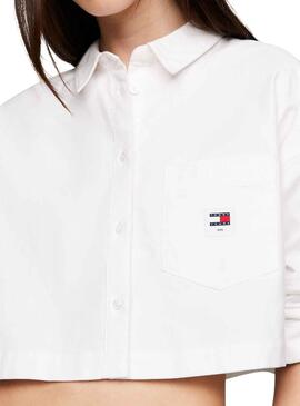 Chemise Tommy Jeans Crop Badge Blanc pour Femme