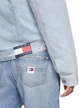 Veste Tommy Jeans Mom Classics en jean pour femme.