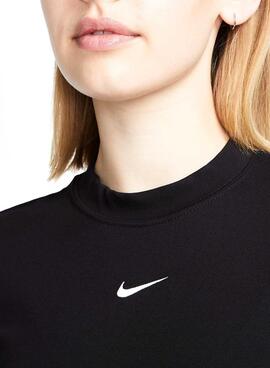 Nike Sportswear Essential