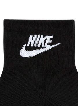 Chaussettes Nike Everyday Essential 010