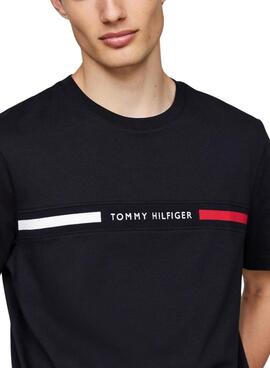 T-shirt Tommy Hilfiger Logo Insert marine pour homme.