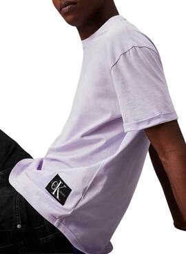 T-shirt Calvin Klein Turn Up violet pour homme.