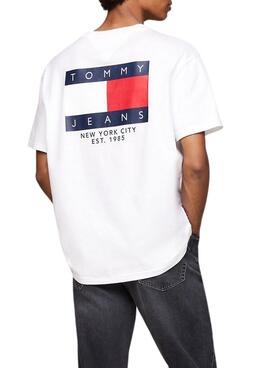 Maillot Tommy Jeans Logo Flag blanc pour homme