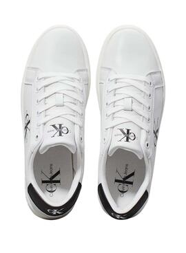 Sneakers Calvin Klein Jeans Chunky cupsole blanc et noir pour femme.