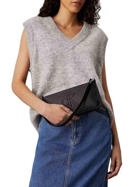 Sac Calvin Klein Jeans Pouch noir pour femme