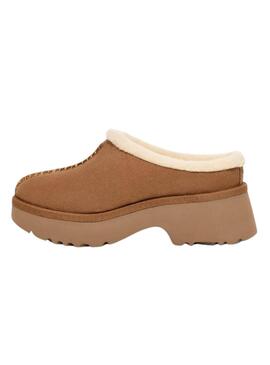 Sabots UGG New Heights chameau pour femme