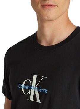 T-shirt Calvin Klein Jeans Distressed noir pour homme