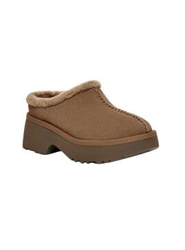 Sabots UGG New Heights Cozy Marron pour femmes