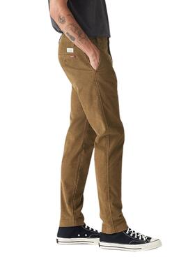 Pantalon Levis XX Chino Standard Taper en Velours Côtelé Camel pour Homme