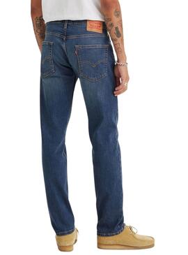 Jean Levi's 502 Taper Panda pour homme.