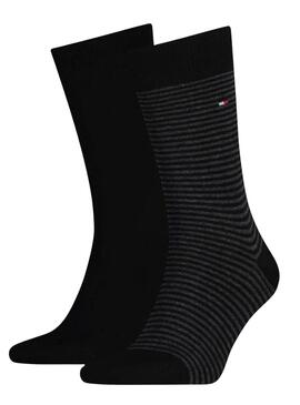 Paquete de 2 calcetines Tommy Hilfiger a rayas negras para hombre.
