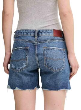 Bermudas Pepe Jeans en denim oscuro desgastado para mujer.