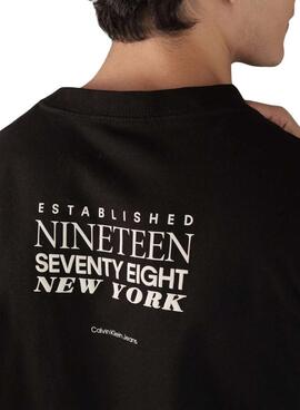 Maillot Calvin Klein Type noir pour homme.
