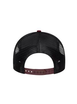 Casquette New Era Patch 9Forty Trucker grenat pour homme