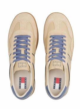 Les baskets Tommy Jeans The Greenwich jaunes pour hommes.