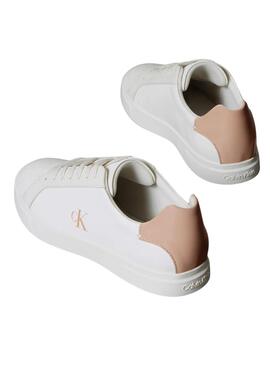 Baskets Calvin Klein Jeans Low Pro Cups blanc et rose pour femme.