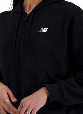 Veste New Balance Sport noire pour femme