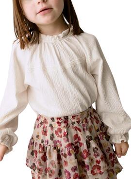 T-shirt Mayoral en punto de bambula beige para niña.