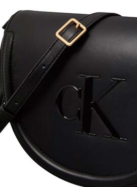 Sac à main Calvin Klein Jeans Bold Saddle noir pour femme.