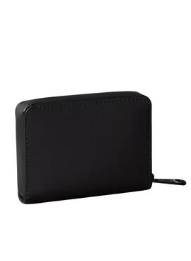 Portefeuille Calvin Klein Utility petite fermeture éclair noire pour femme.