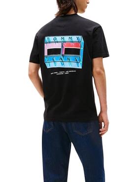 T-shirt Tommy Jeans DNA Flag noir pour homme.