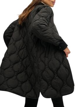 Parka Superdry acolchada negra para mujer.