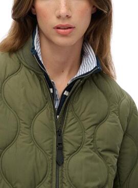 Parka Superdry Quilted verte pour femme.