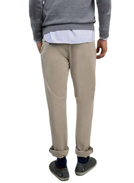Pantalon chino beige slim fit pour homme de la marque El Ganso.