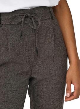 Pantalon Only Poptrash marron pour femme.