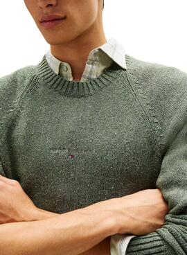 Maillot Tommy Jeans Slim Linear Logo vert pour homme.