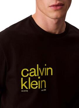T-shirt Calvin Klein cercle noir pour homme