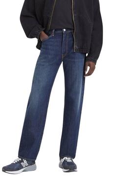 Jean Levi's 555 Relaxed Straight bleu pour homme