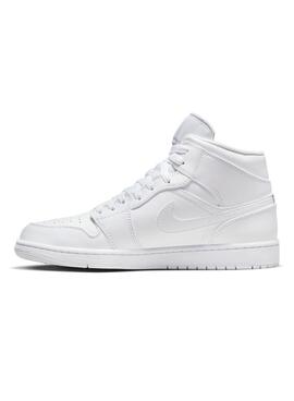 Chaussures AIR JORDAN 1 MID 136 Blanc.