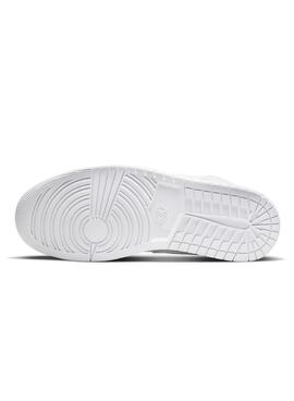 Chaussures AIR JORDAN 1 MID 136 Blanc.