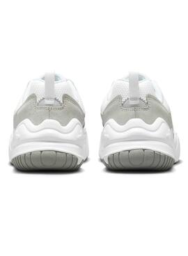 Chaussures Nike Tech Hera Blanches pour Homme.