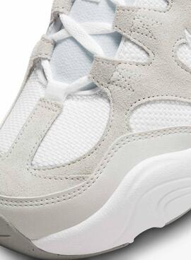 Chaussures Nike Tech Hera Blanches pour Homme.