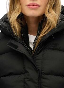 Veste matelassée à capuche Superdry Hooded 5 Baffle Puffer noire pour femme