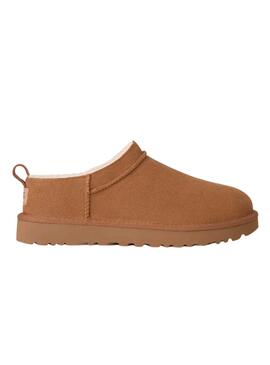 Bottes UGG Classic Micro chameau pour femmes.