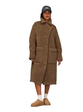 Bottes UGG Classic Micro chameau pour femmes.