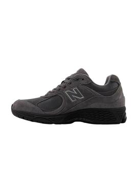 Chaussures New Balance U2002R violet et noir pour hommes