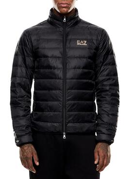 Doudoune Emporio Armani EA7 noire pour homme.