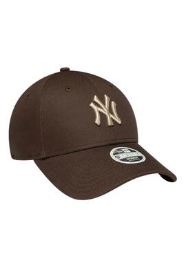 Casquette New Era Essential Midi 9FORTY marron pour femme.