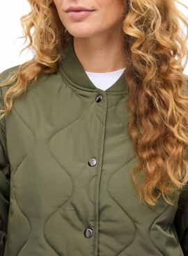 Manteau matelassé vert Vila Vitate pour femme.