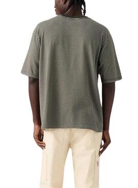 T-shirt Levis Worker à rayures vertes pour homme.