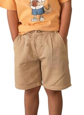 Bermuda Mayoral en lino de ajuste relajado color camel para niño.