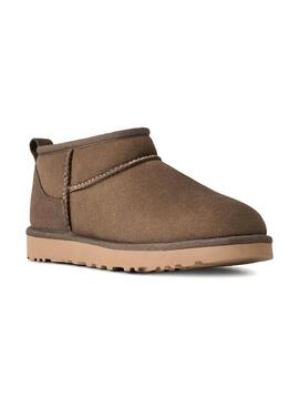 Bottes UGG Classic ultra mini marron pour femme